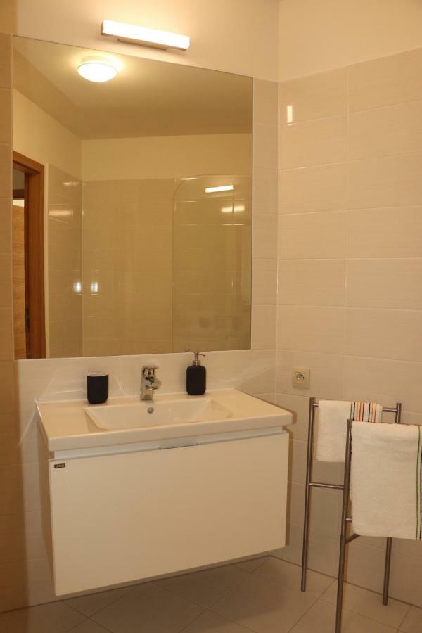 Panorama City Apartment With Free Parking Bratislava Exterior photo